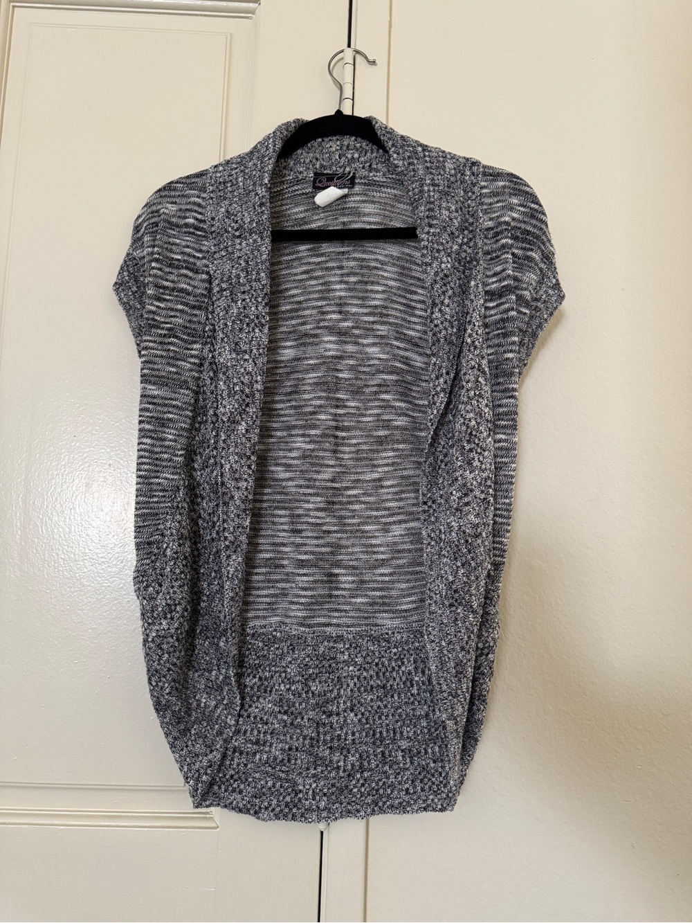 Gray Open-Front Short Sleeve Knit Cardigan